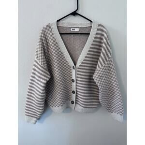 Vintage So womens size small brown and cream cardigan buttons checkered oversize